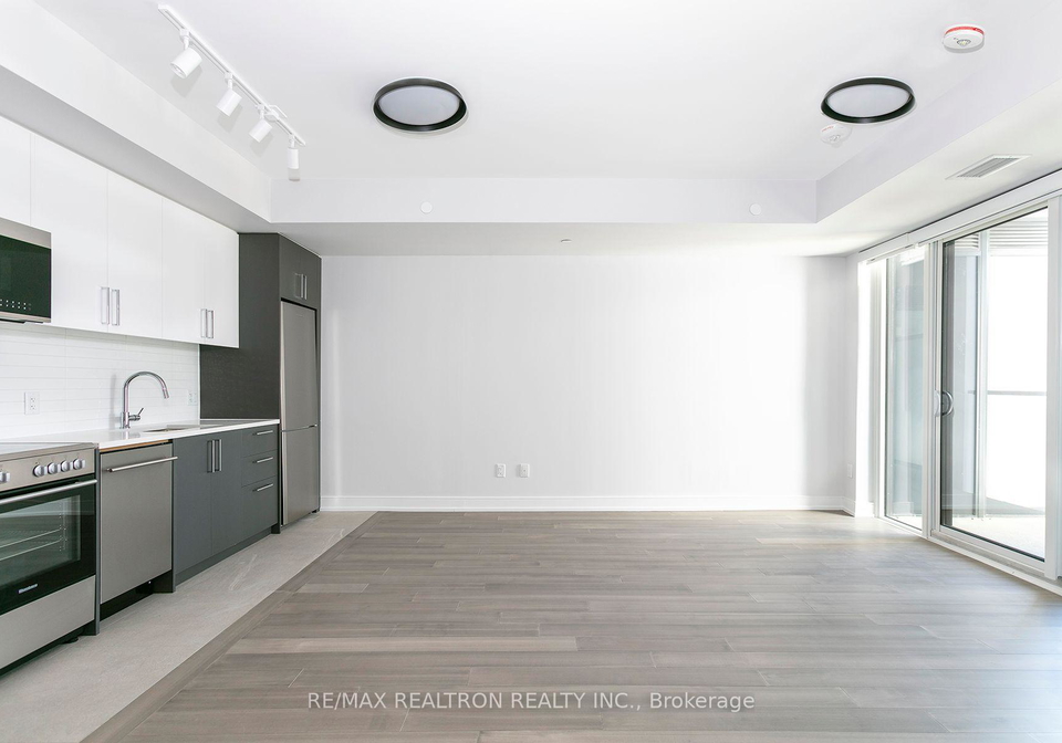 664-spadina-avenue-toronto-toronto-ontario-c13754880