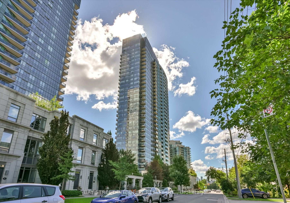 15-greenview-avenue-toronto-toronto-ontario-c13755154