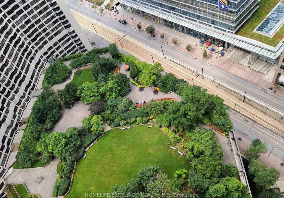 33-harbour-square-toronto-toronto-ontario-c13755500