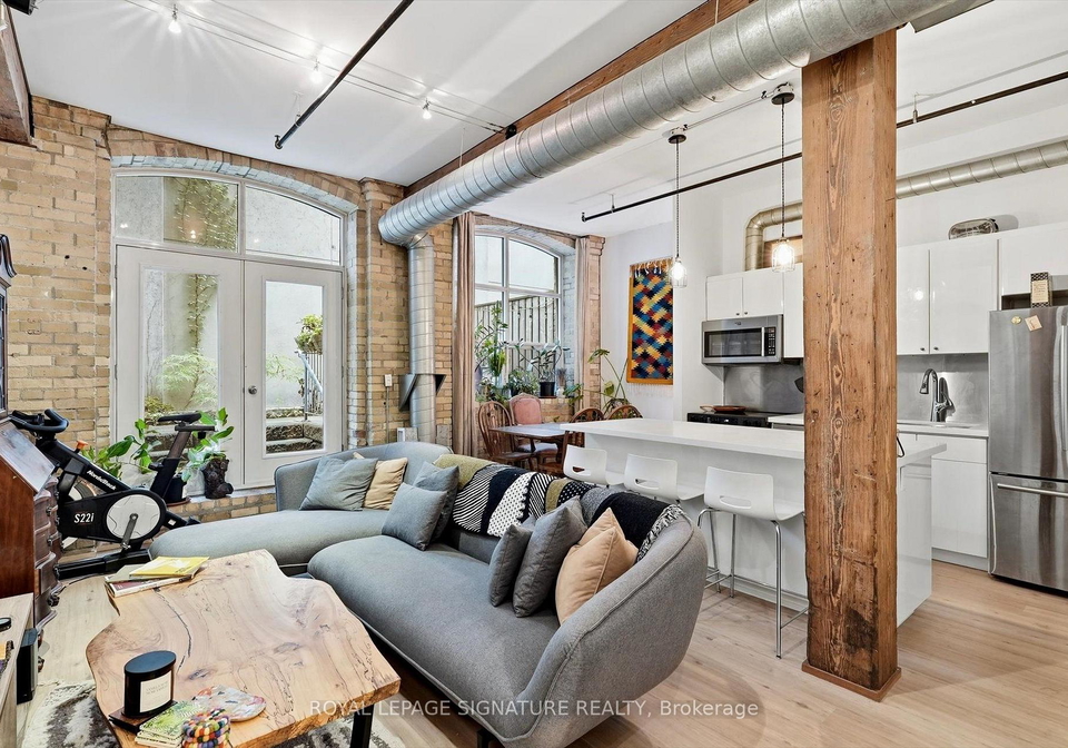 383-adelaide-street-e-toronto-toronto-ontario-c13756078