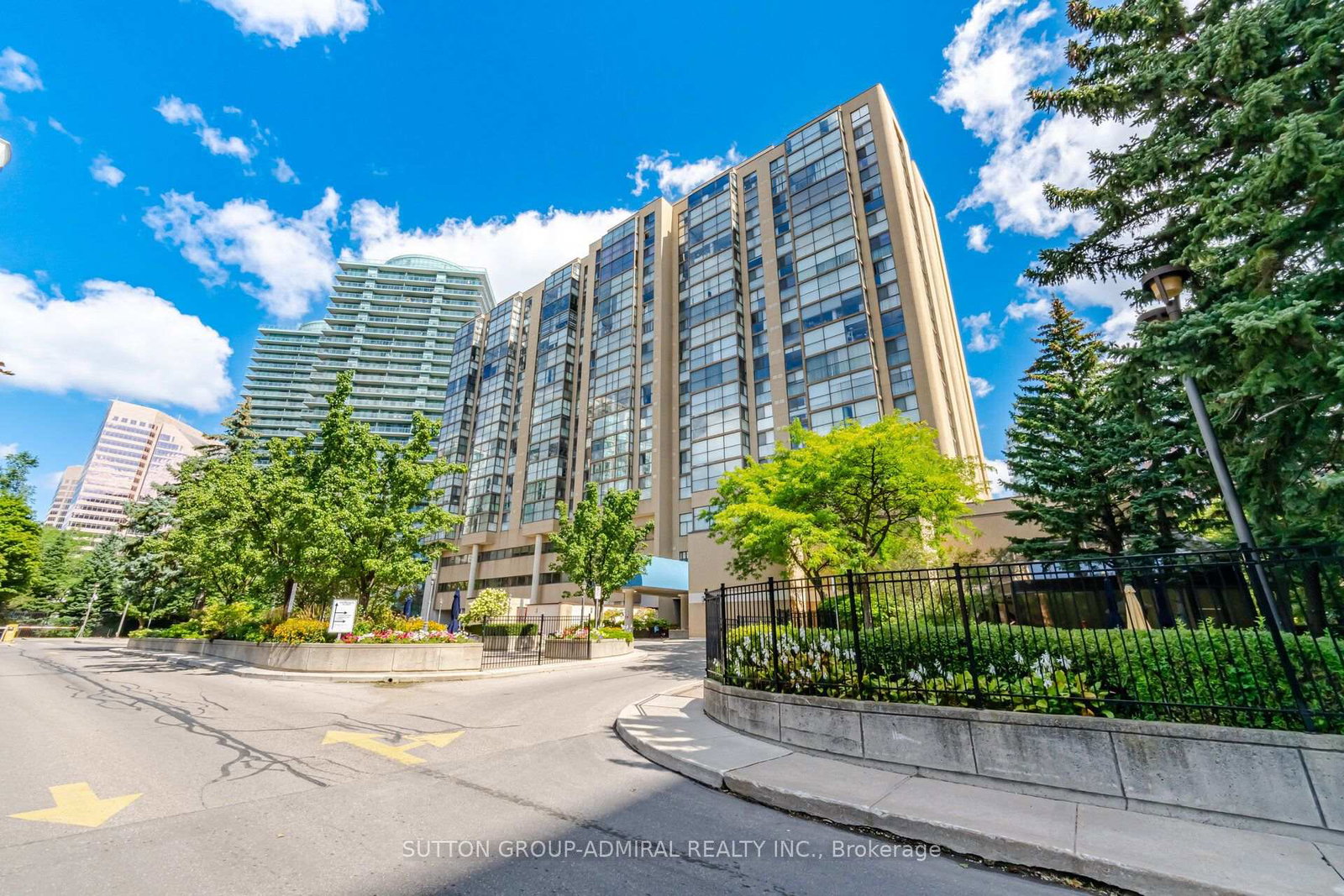 5460-yonge-street-toronto-toronto-ontario-c13756426