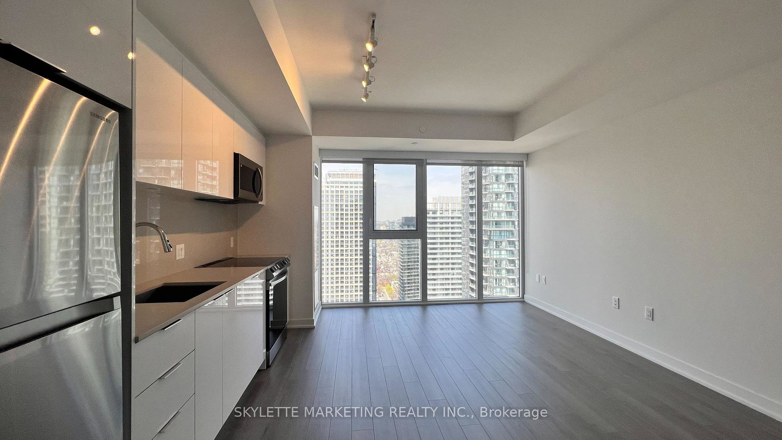 357-king-street-w-toronto-toronto-ontario-c13756480