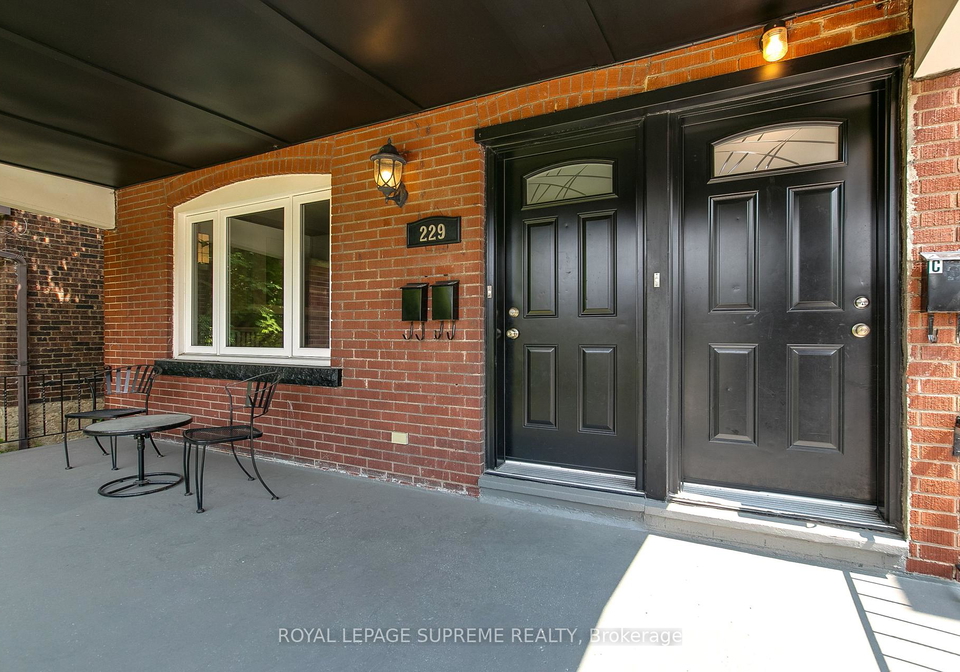 229-winona-drive-toronto-toronto-ontario-c13757114