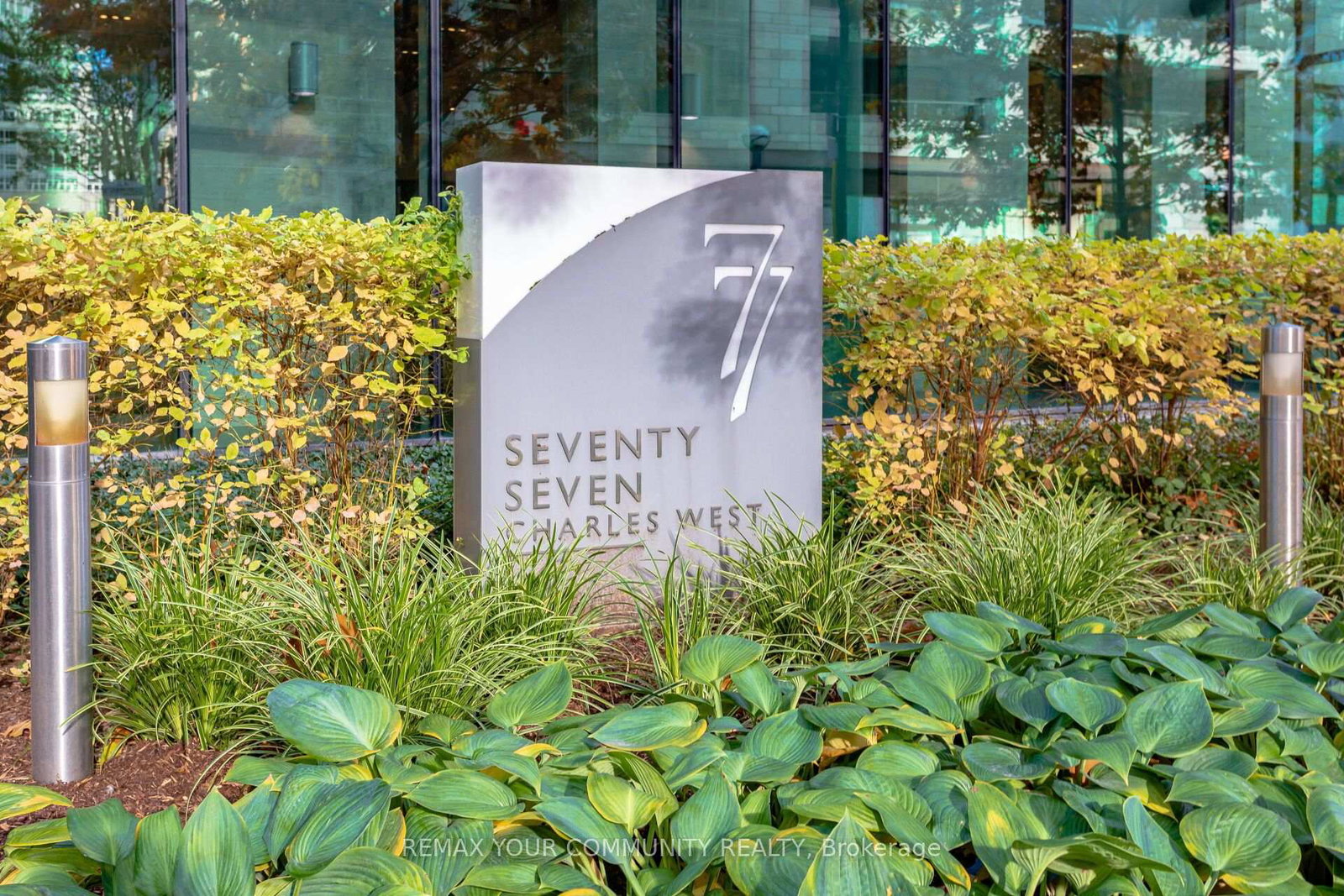 77-charles-street-w-toronto-toronto-ontario-c13757124