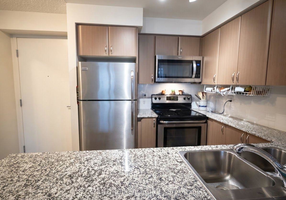 525-wilson-avenue-toronto-toronto-ontario-c13757136