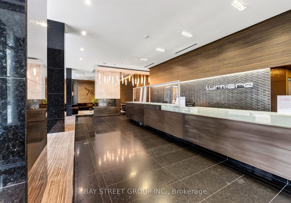 770-bay-street-toronto-toronto-ontario-c13757964