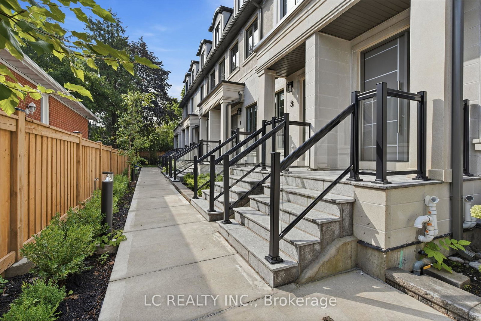 241-finch-avenue-e-toronto-north-york-ontario-c13758028