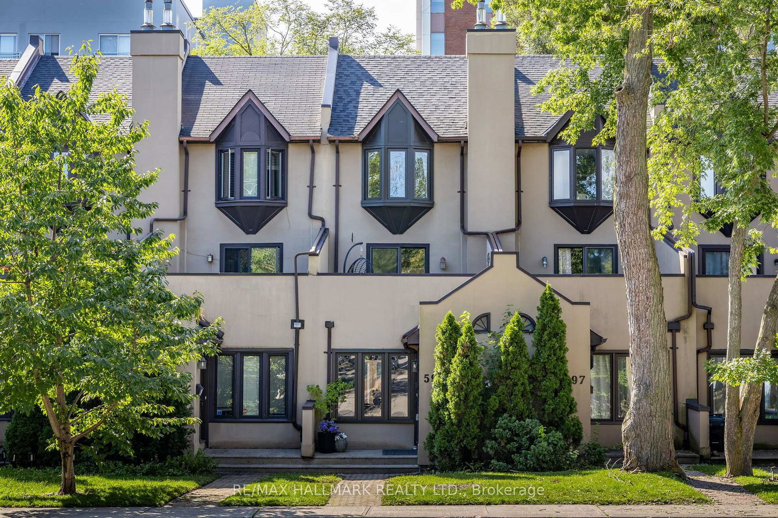 599-roehampton-avenue-toronto-toronto-ontario-c13758278