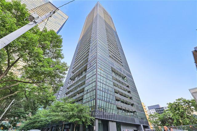 101-charles-street-e-toronto-toronto-ontario-c13760214
