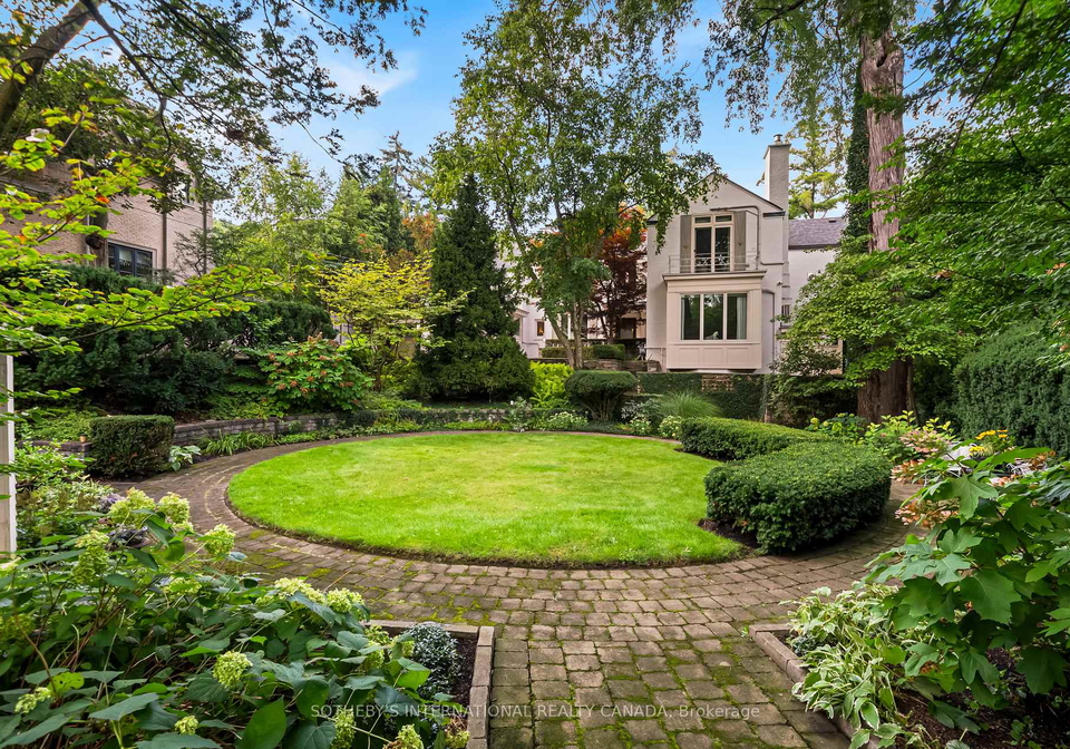 12-forest-glen-crescent-toronto-north-york-ontario-c13761240