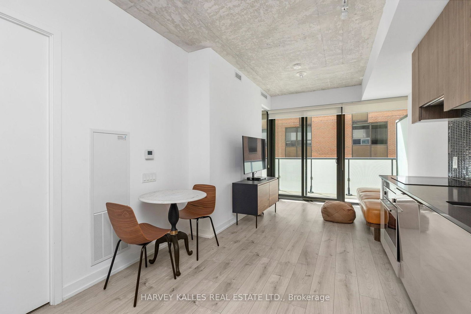 161-roehampton-avenue-toronto-toronto-ontario-c13761432