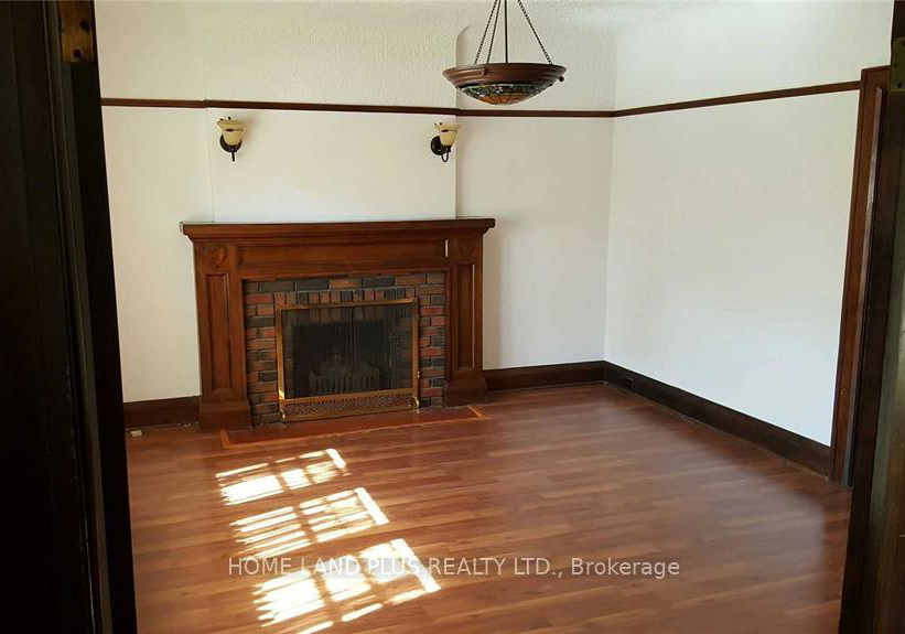 68-parkview-avenue-toronto-north-york-ontario-c13761494