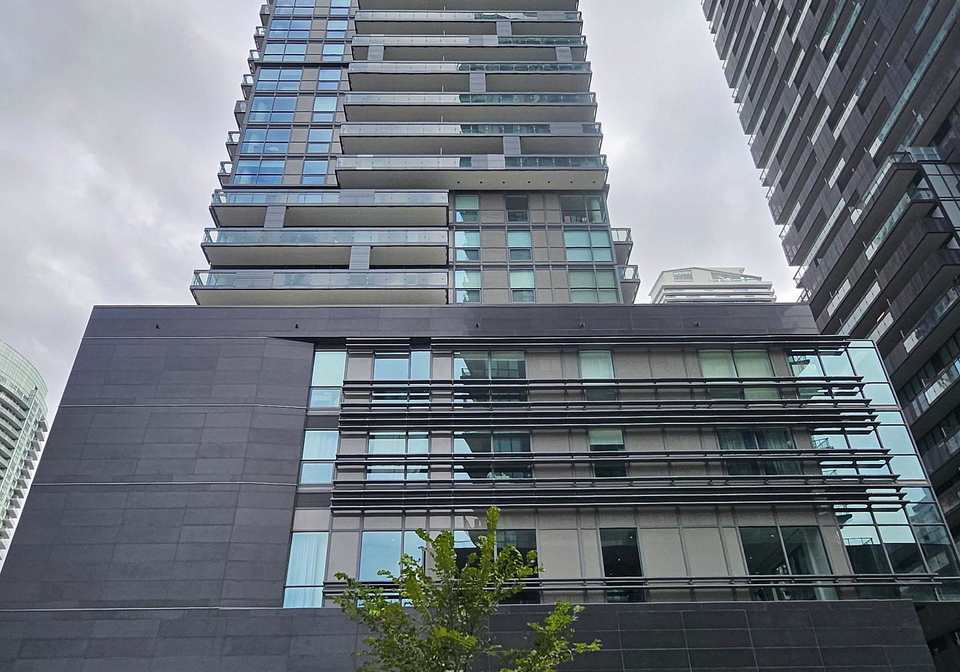 39-roehampton-avenue-toronto-toronto-ontario-c13761782
