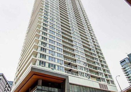19-bathurst-street-toronto-toronto-ontario-c13763028
