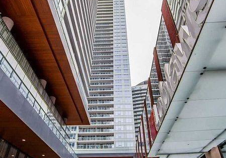 19-bathurst-street-toronto-toronto-ontario-c13763028