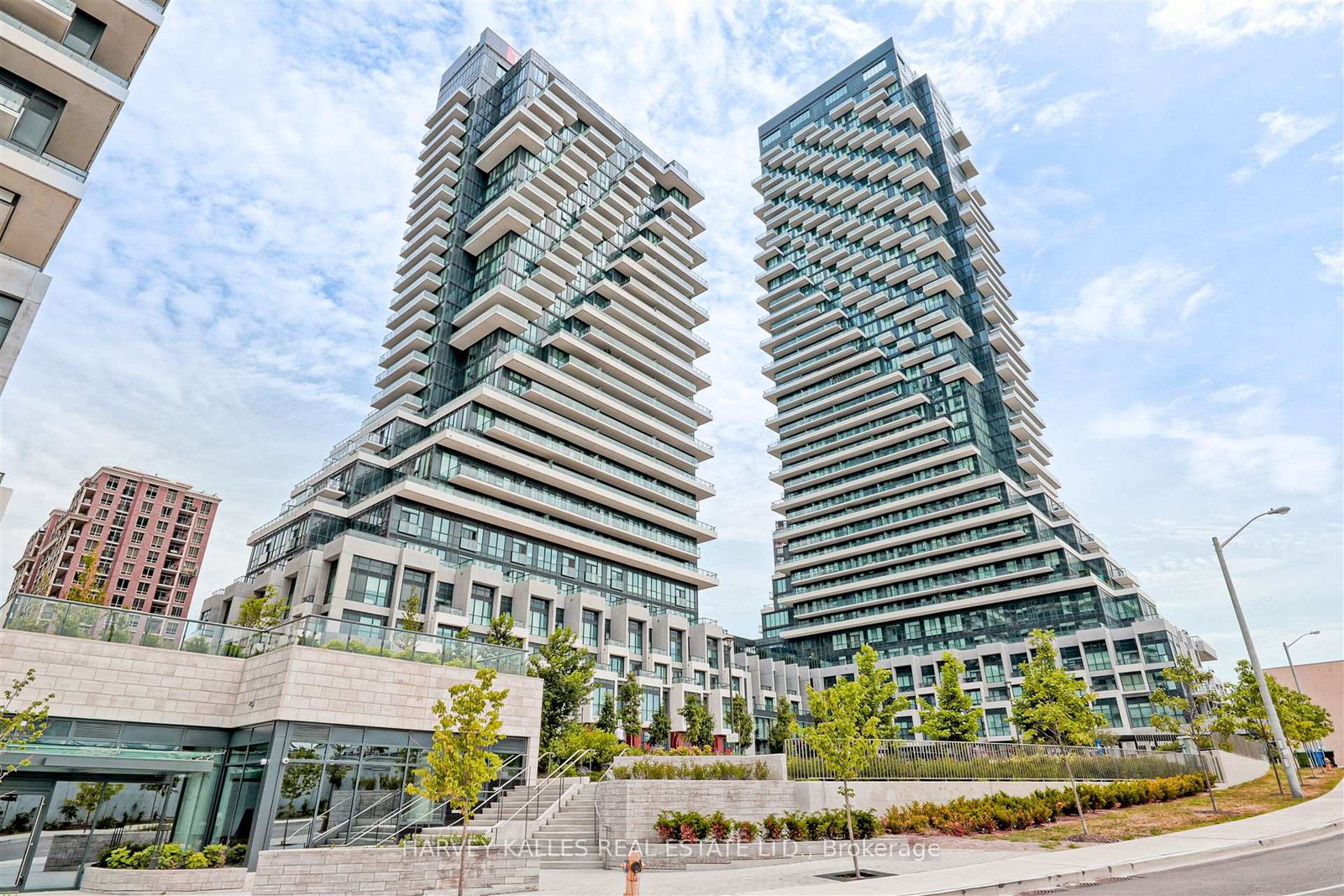 30-inn-on-the-park-drive-toronto-north-york-ontario-c13763114