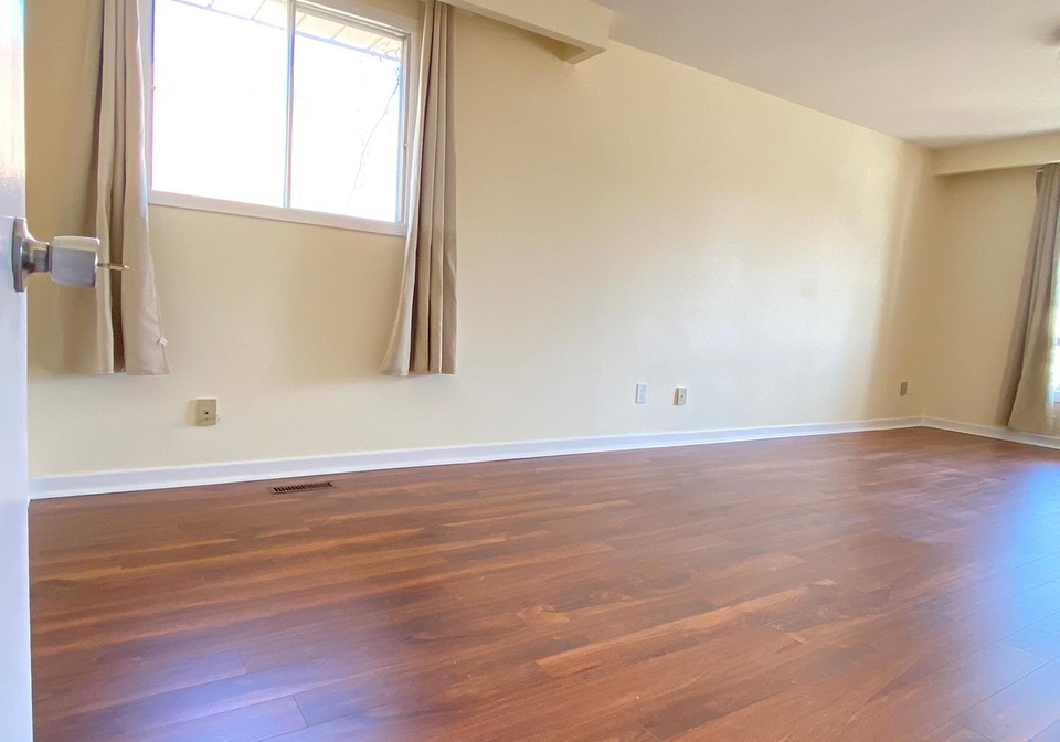 290-sheppard-avenue-w-toronto-toronto-ontario-c13763346