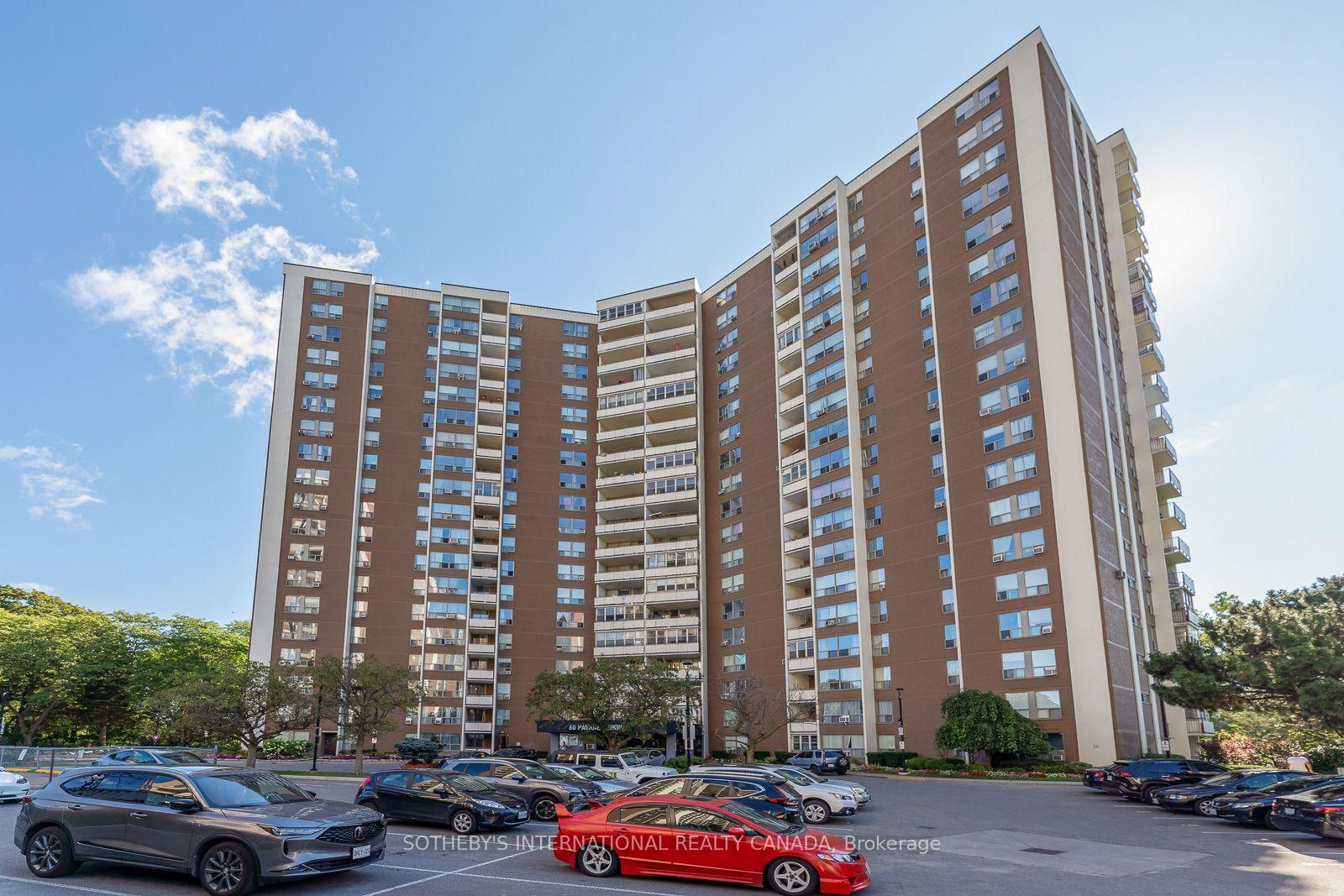 60-pavane-linkway-way-toronto-east-york-ontario-c13763634