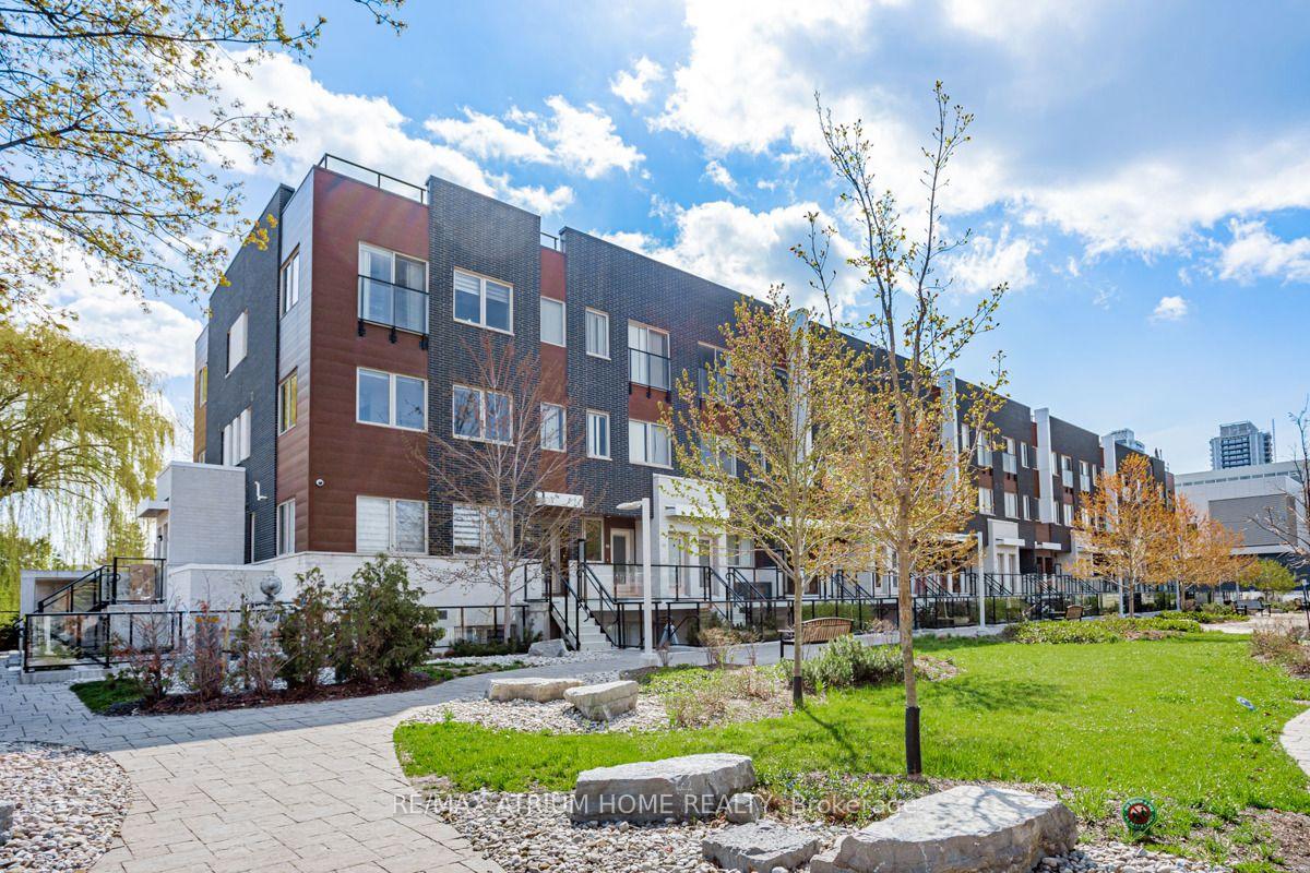 780-sheppard-avenue-e-toronto-north-york-ontario-c13763992