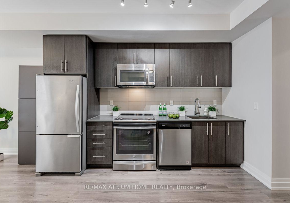780-sheppard-avenue-e-toronto-north-york-ontario-c13763992