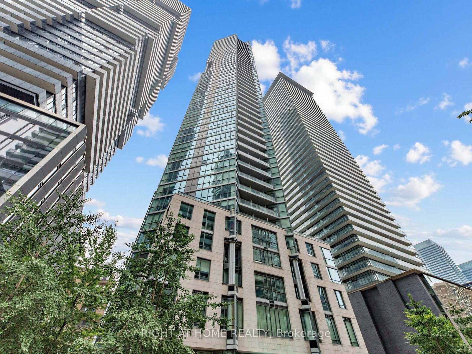 45-charles-street-e-toronto-toronto-ontario-c13764266