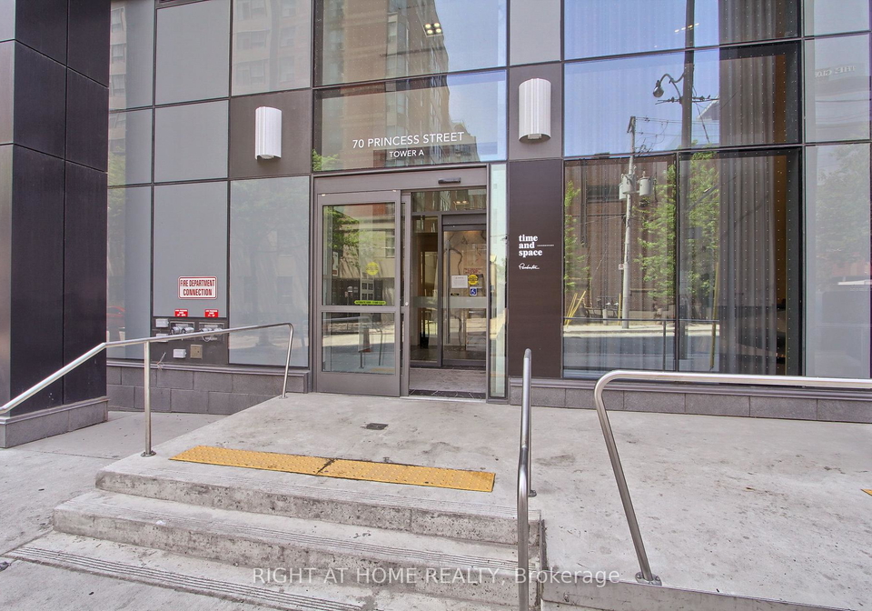 70-princess-street-toronto-toronto-ontario-c13764586