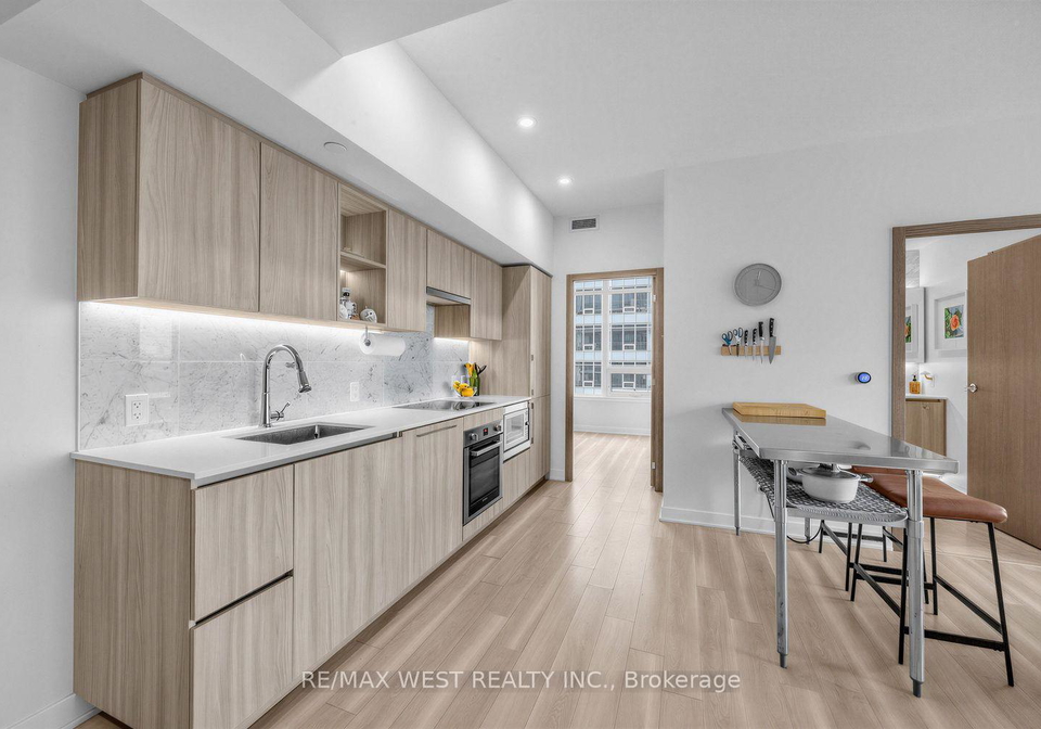 17-bathurst-street-toronto-toronto-ontario-c13765210
