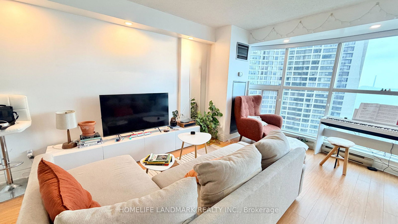 99-harbour-square-toronto-toronto-ontario-c13765586