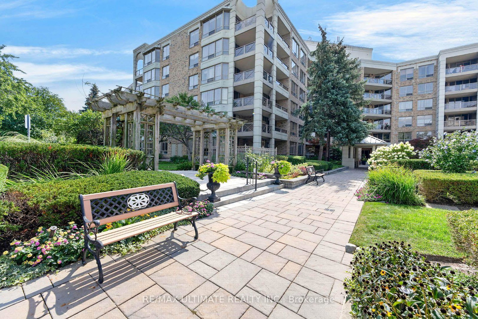215-the-donway-w-toronto-north-york-ontario-c13766424