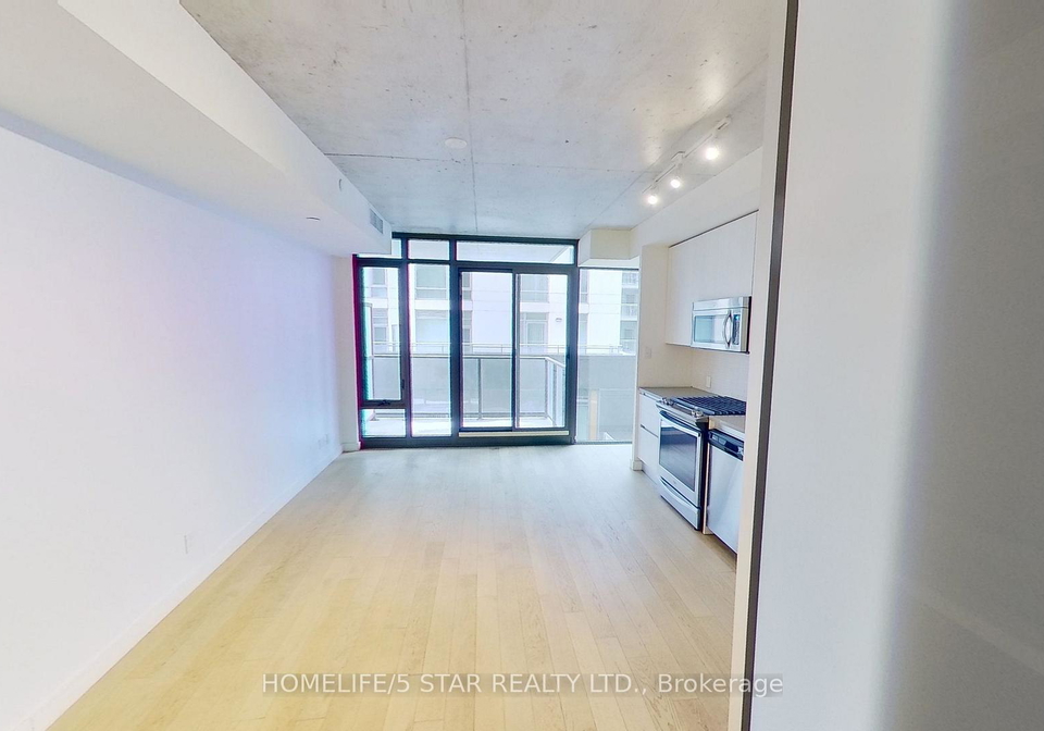 111-bathurst-street-toronto-toronto-ontario-c13768158