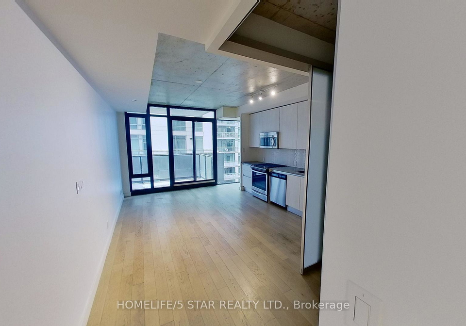 111-bathurst-street-toronto-toronto-ontario-c13768158