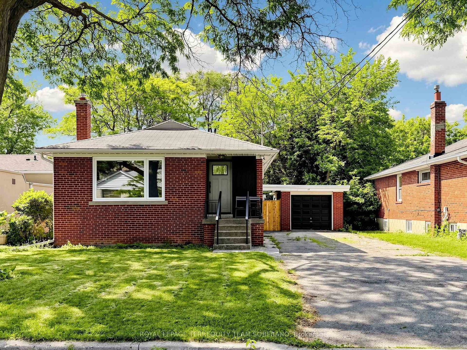 41-bainbridge-avenue-toronto-toronto-ontario-c13768792