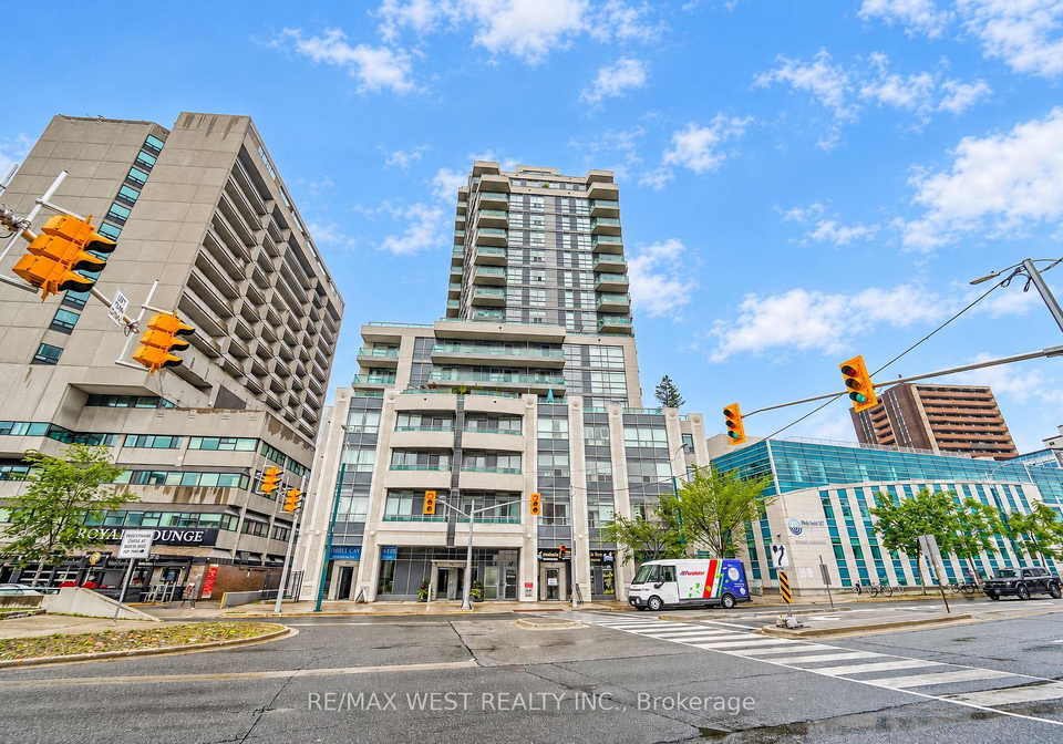 736-spadina-avenue-toronto-toronto-ontario-c13768982
