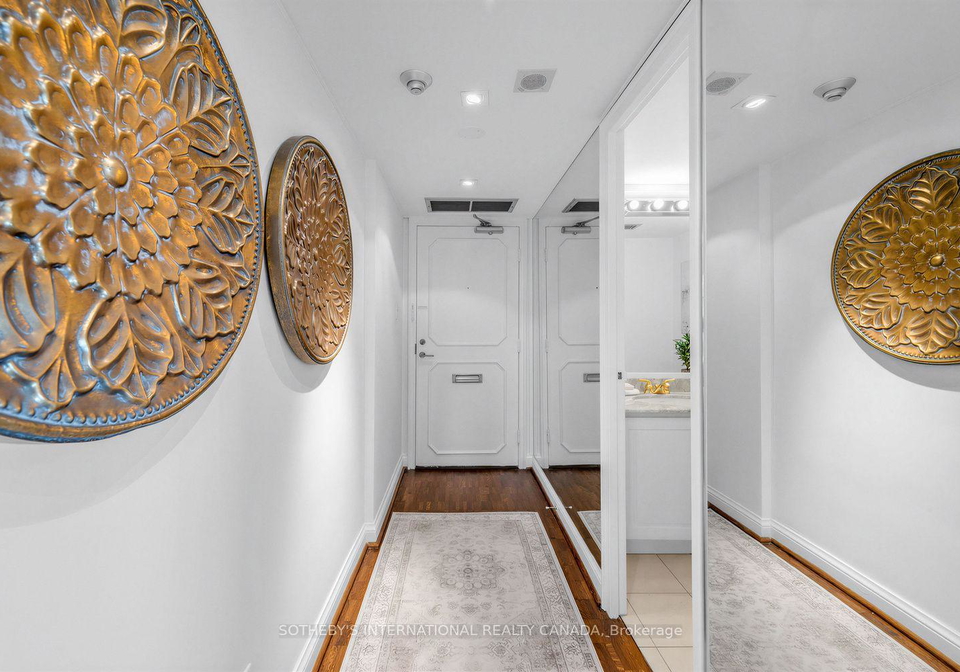 10-avoca-avenue-toronto-toronto-ontario-c13769030