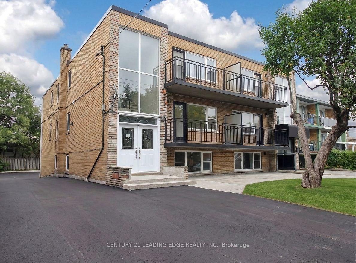 246-pannahill-road-toronto-toronto-ontario-c13769416