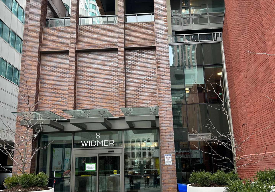 8-widmer-street-toronto-north-york-ontario-c13769906