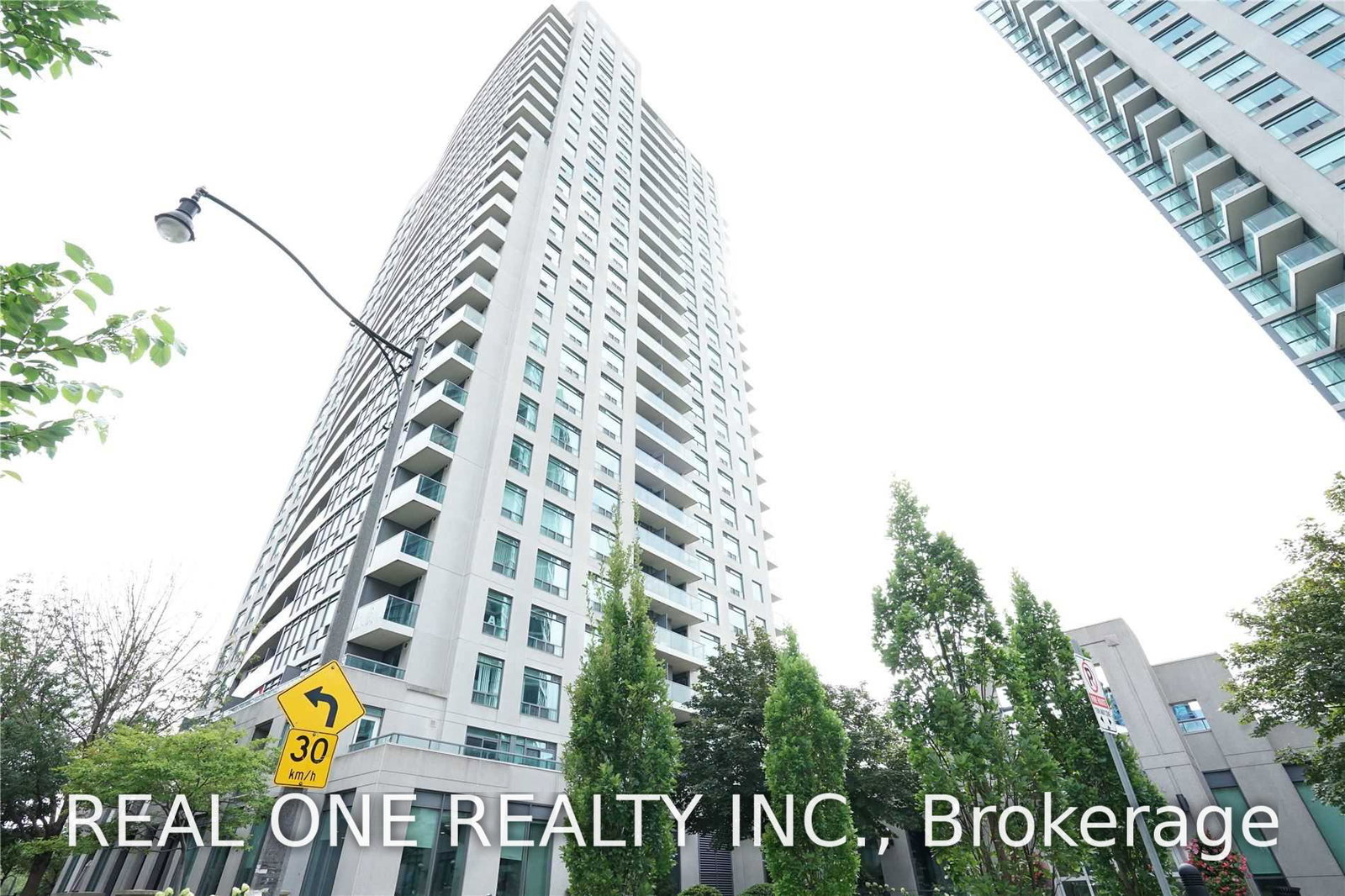 30-harrison-garden-boulevard-toronto-north-york-ontario-c13769990