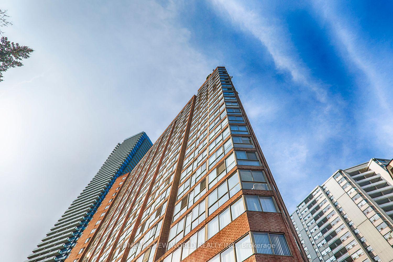 1055-bay-street-toronto-toronto-ontario-c13770282