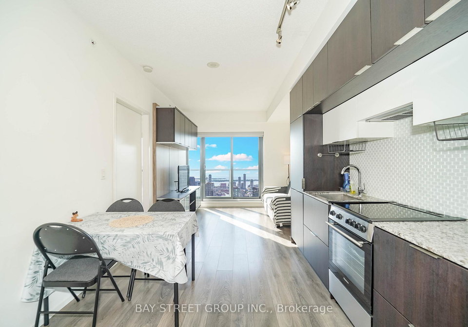 159-dundas-street-e-toronto-toronto-ontario-c13771634