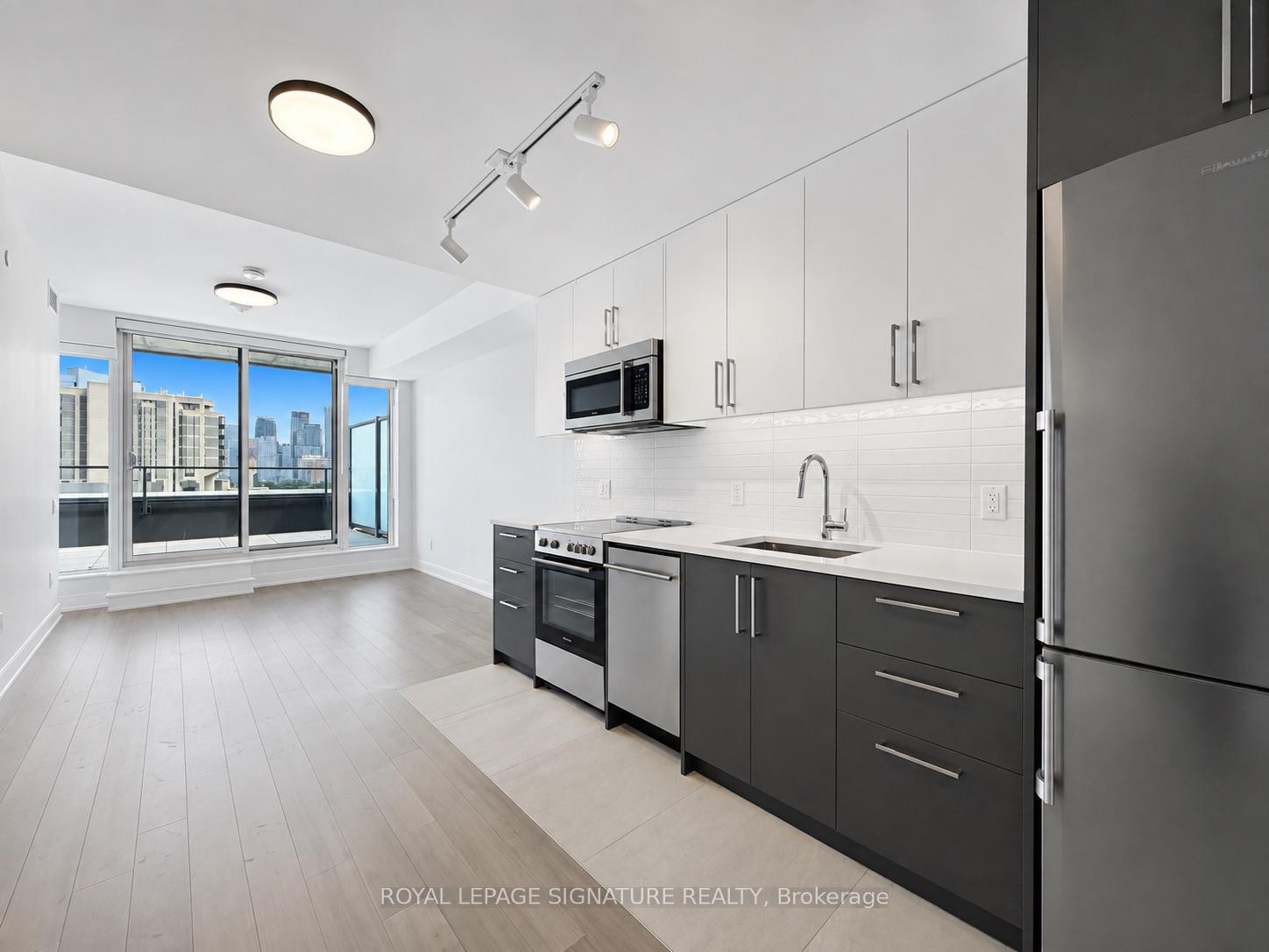 664-spadina-avenue-toronto-toronto-ontario-c13771776