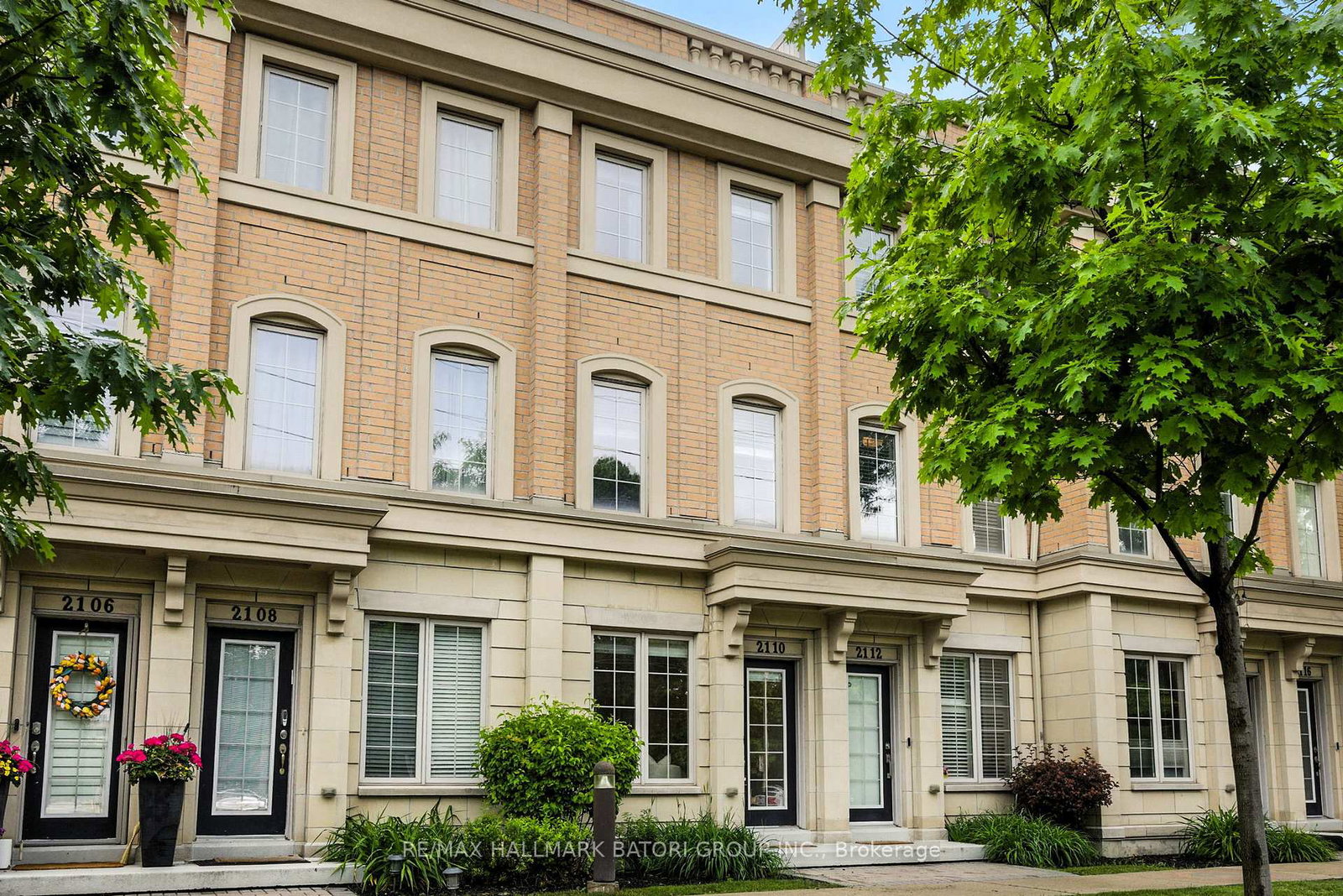 2110-bayview-avenue-toronto-north-york-ontario-c13771828