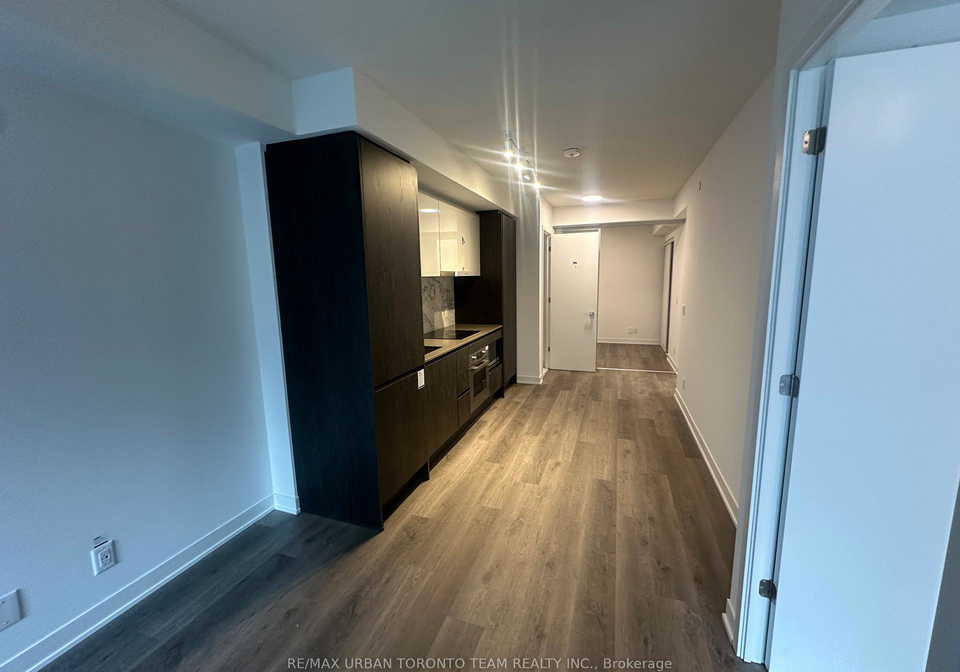 180-front-street-e-toronto-toronto-ontario-c13772736