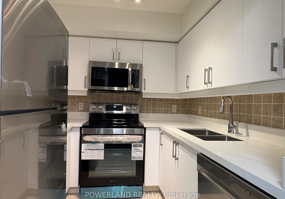 880-grandview-way-toronto-north-york-ontario-c13773678
