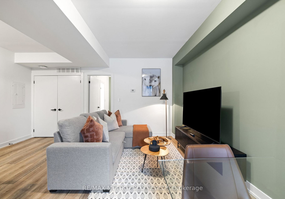 447-lansdowne-avenue-toronto-toronto-ontario-c13775134