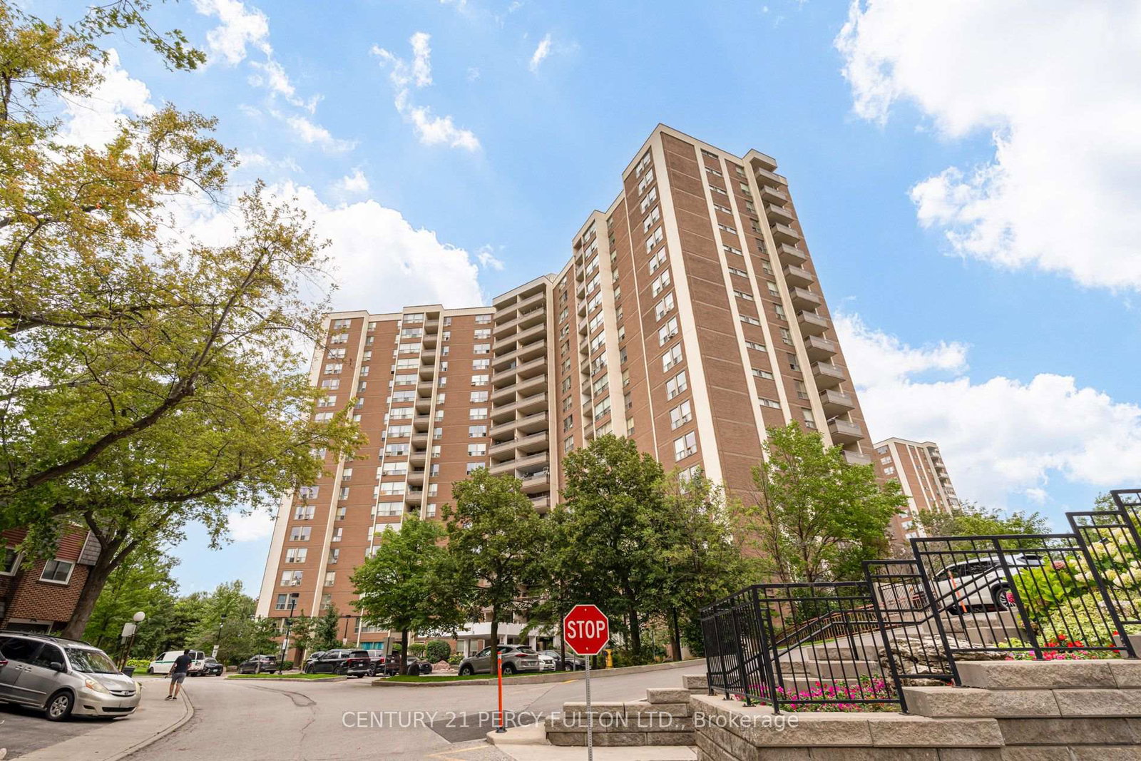 5-vicora-linkway-toronto-east-york-ontario-c13775310