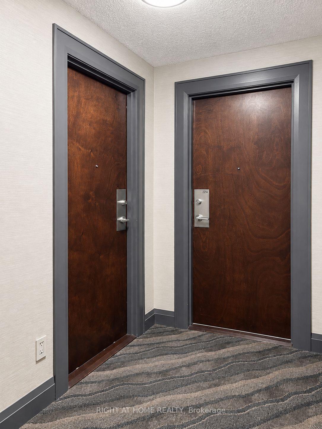 17-barberry-place-e-toronto-north-york-ontario-c13775854
