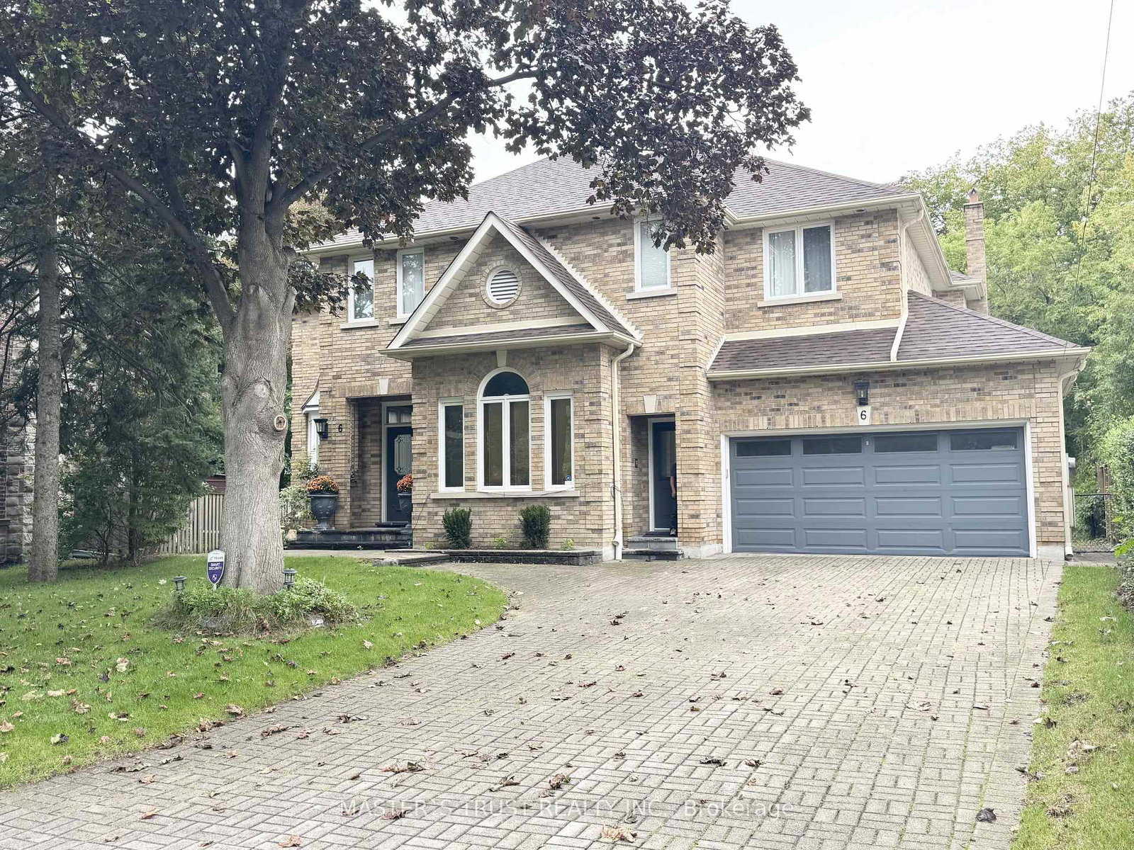 6-cadmus-road-toronto-north-york-ontario-c13775954
