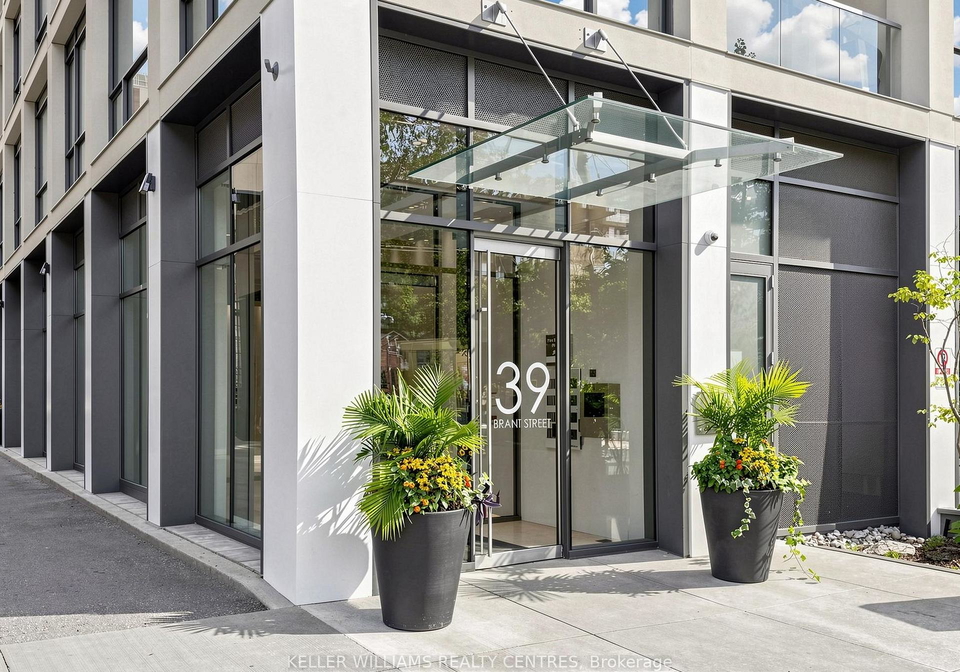 39-brant-street-toronto-toronto-ontario-c13776076