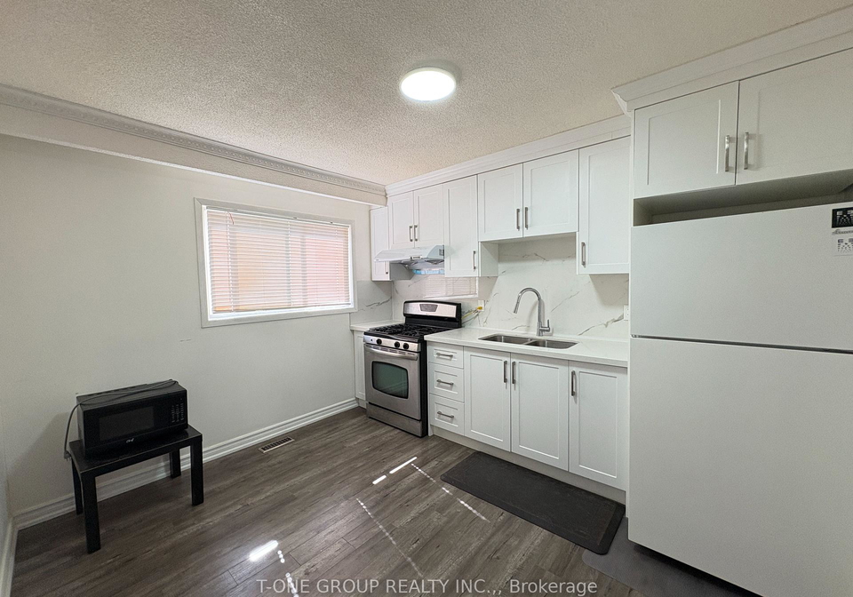 34-navaho-drive-toronto-north-york-ontario-c13776242
