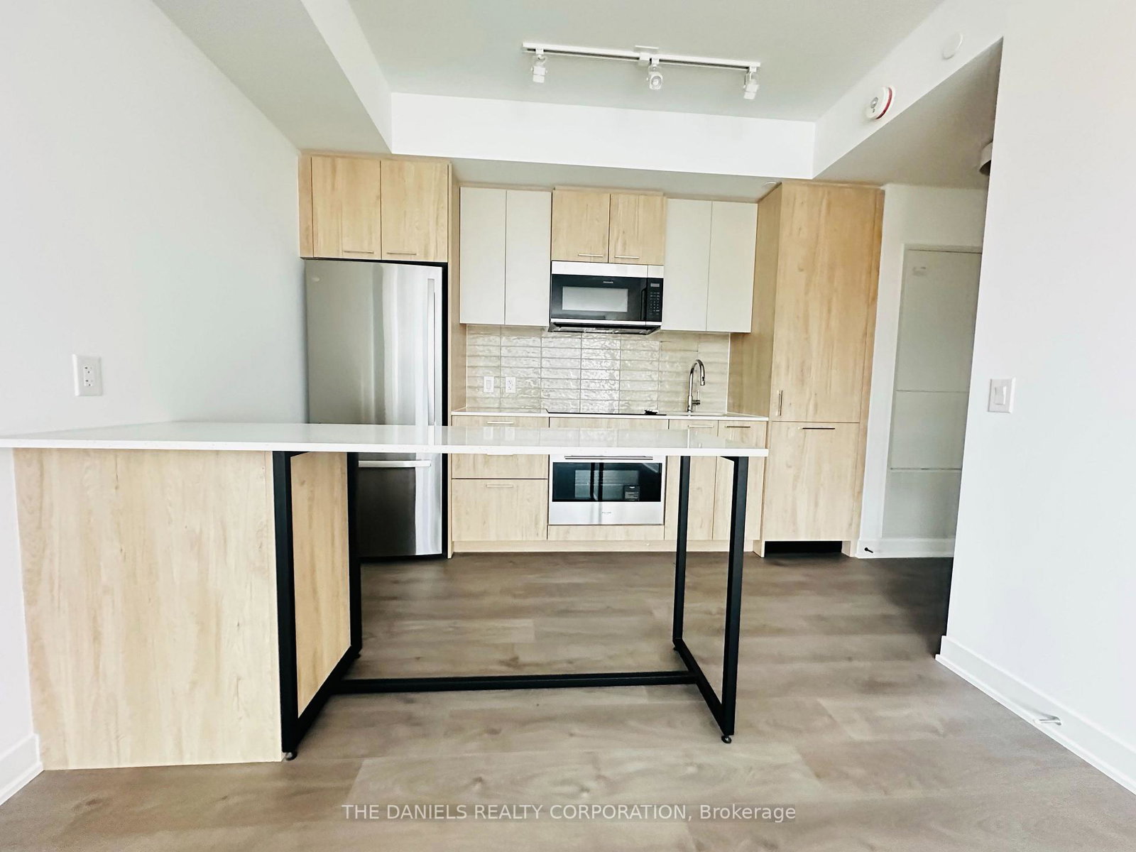 10-oak-street-toronto-toronto-ontario-c13776632